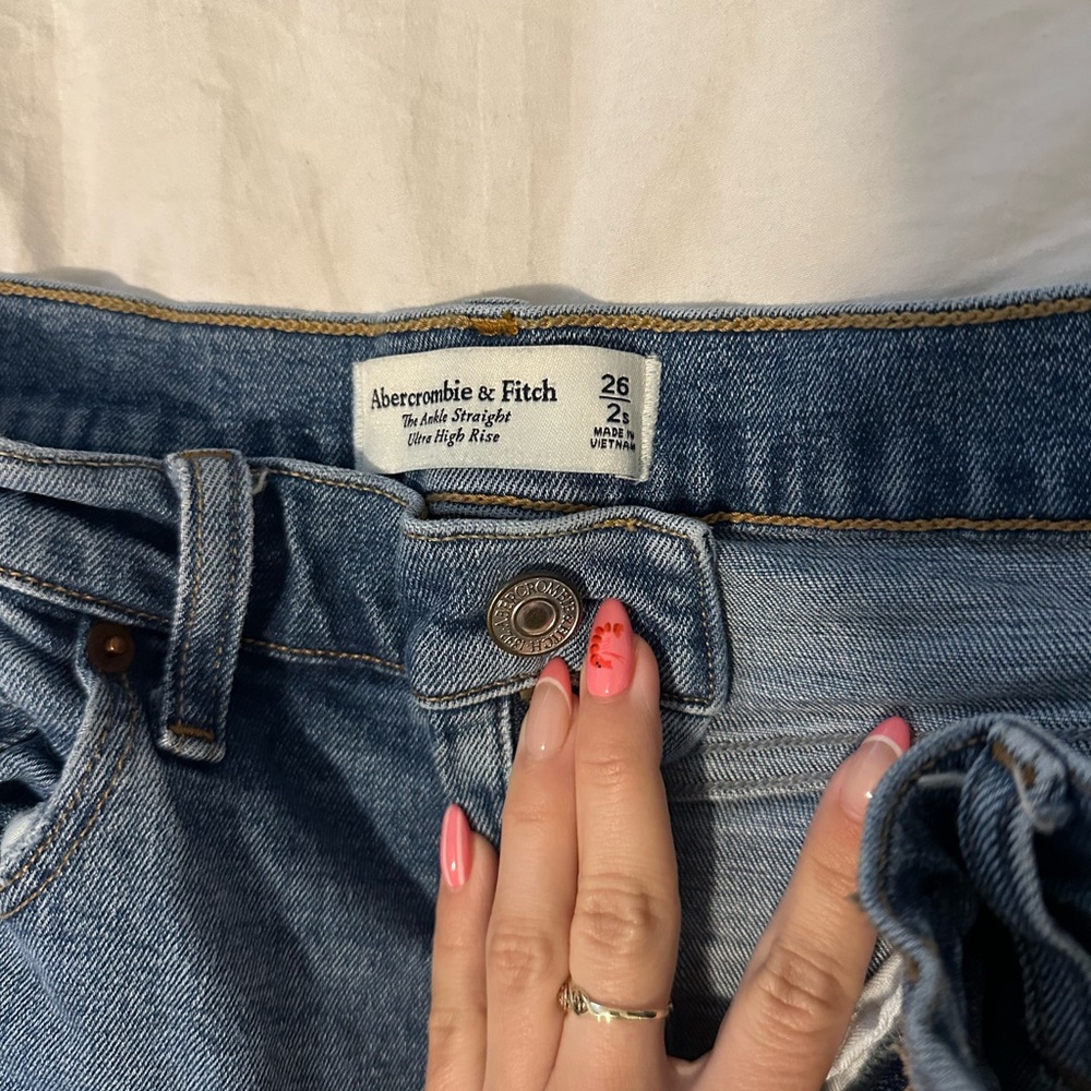Abercrombie & Fitch High Rise Blue Jeans